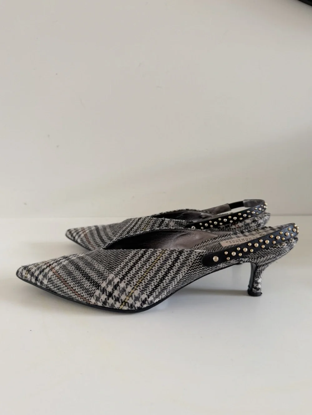 DOROTHEE SCHUMACHER • Check It Out Kitten Heel Pump in Grey - Picture 7 of 14